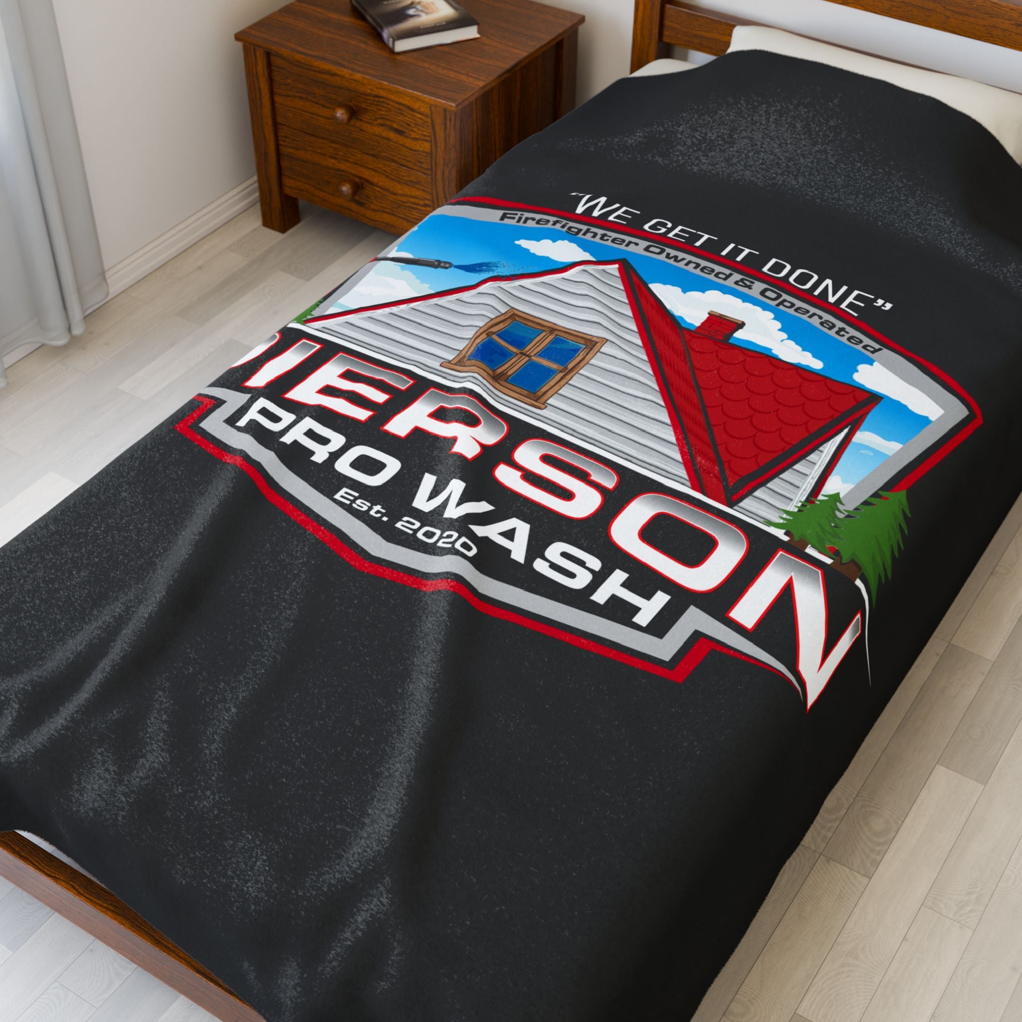 Pierson Pro Wash - Velveteen Plush Blanket