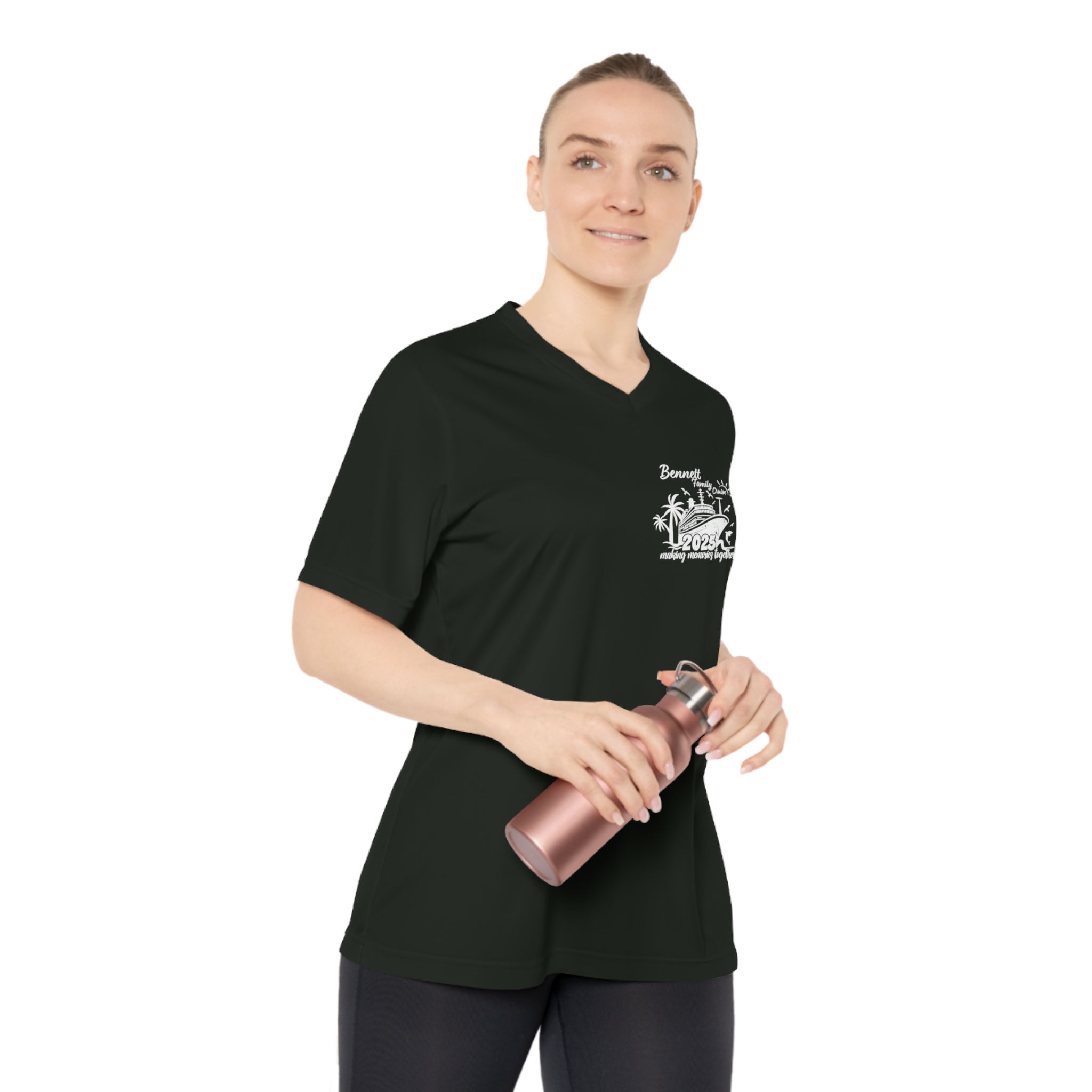 Bennett Family Cruise White logo - Women's Performance V-Neck T-Shirt