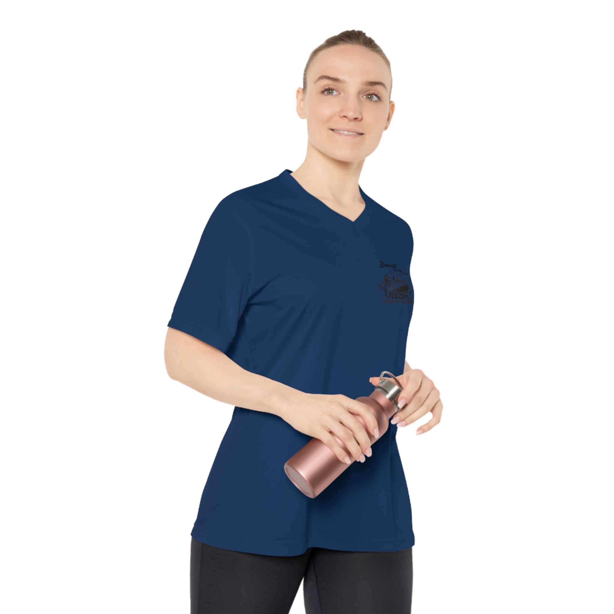 Bennett Family Cruise Black logo - Women's Performance V-Neck T-Shirt
