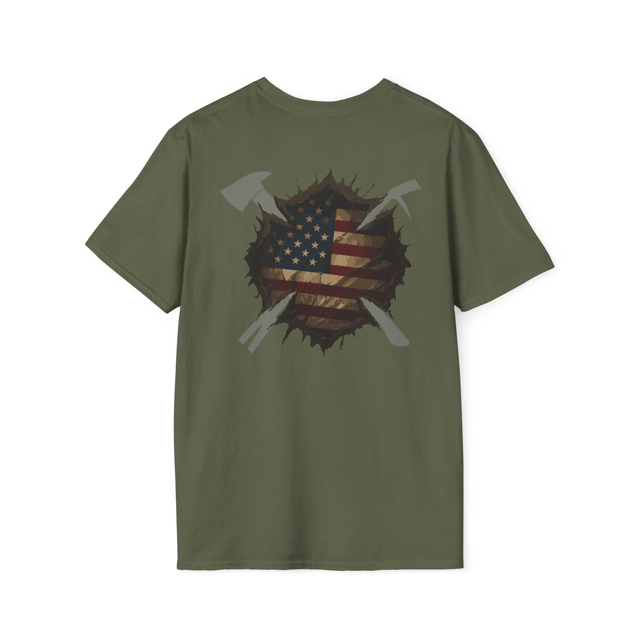 Us flag torn maltese - Unisex Softstyle T-Shirt