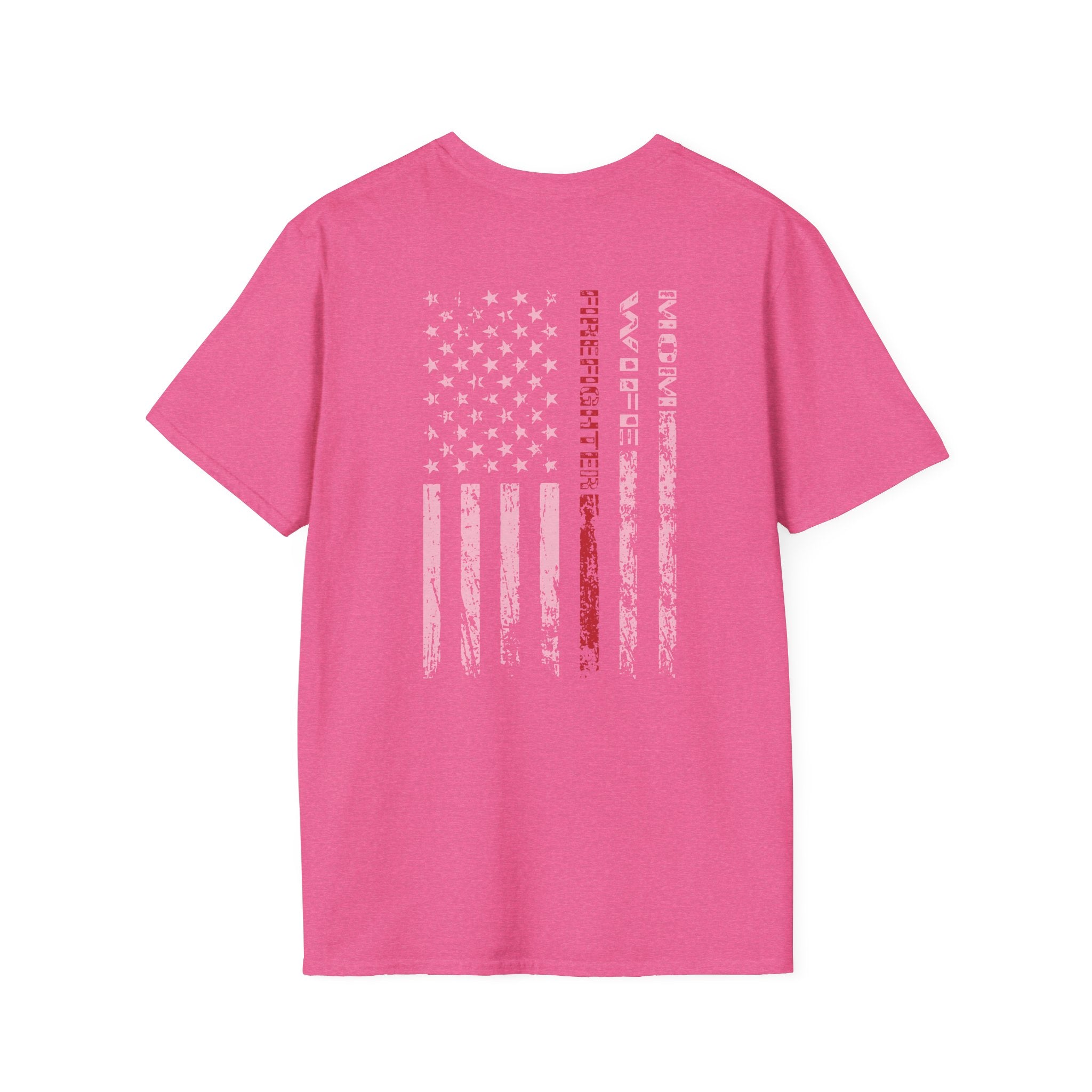Firefighter Mom US Flag - Unisex Softstyle T-Shirt