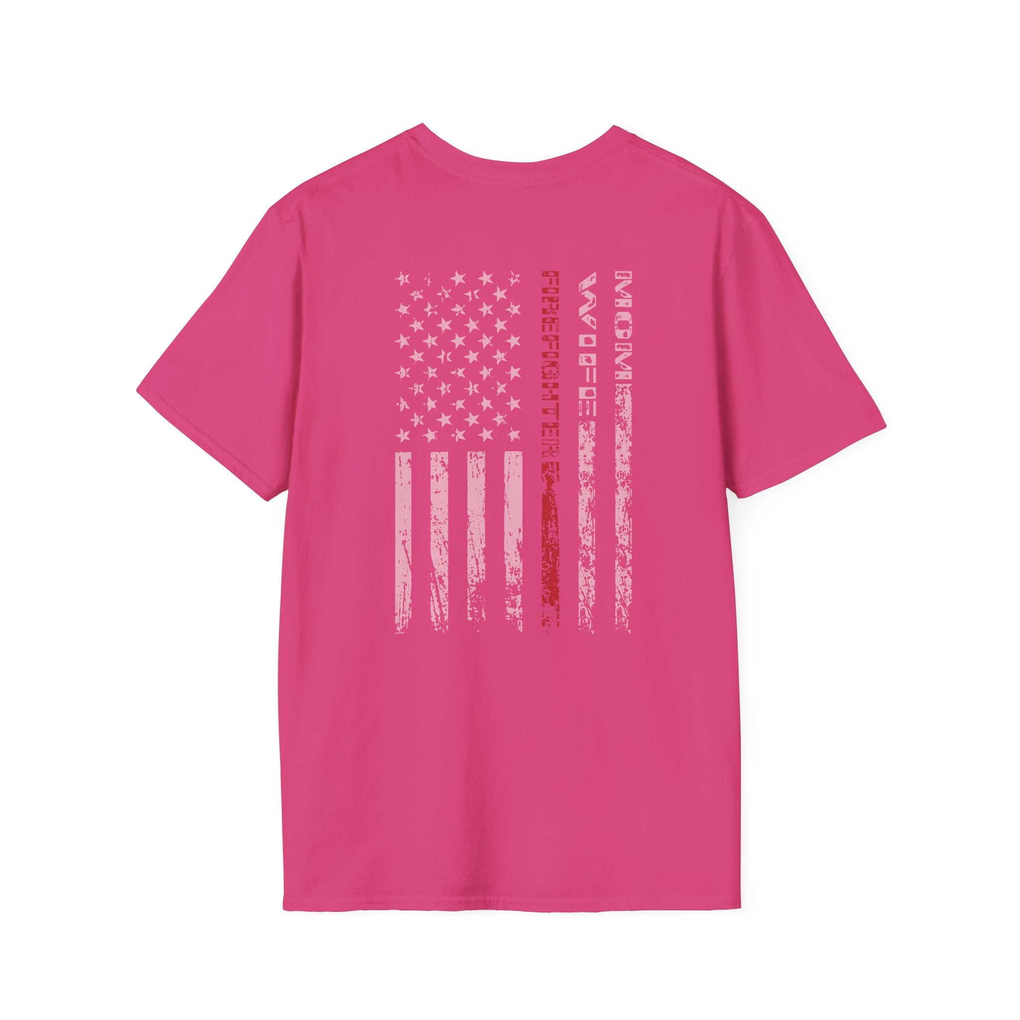 Firefighter Mom US Flag - Unisex Softstyle T-Shirt